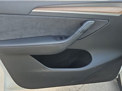 2024 Tesla Model Y Performance