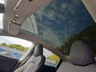 2024 Tesla Model Y Performance