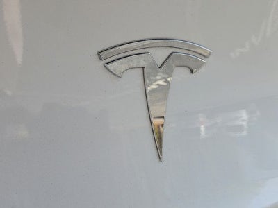 2024 Tesla Model Y Performance