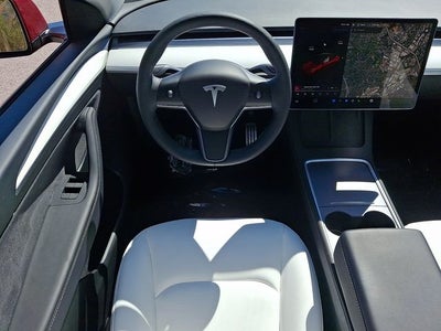 2024 Tesla Model Y Performance