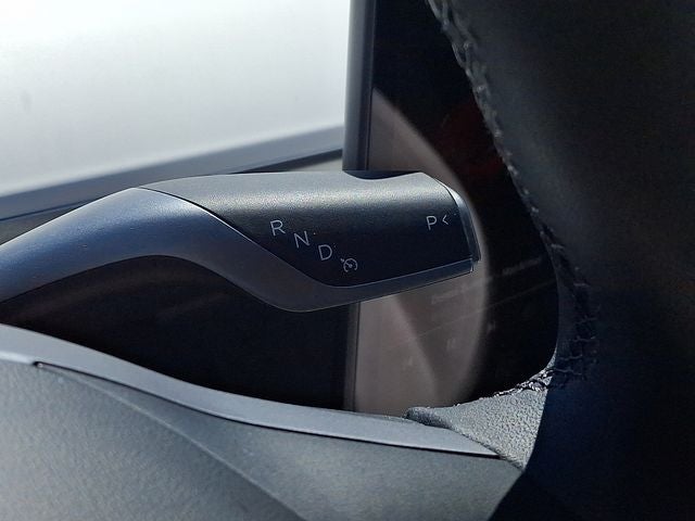 2024 Tesla Model Y Performance