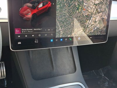 2024 Tesla Model Y Performance
