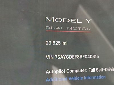 2024 Tesla Model Y Performance