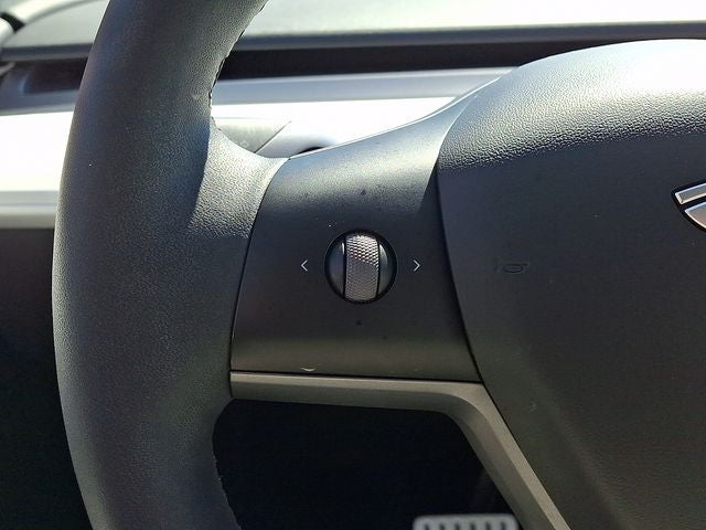 2024 Tesla Model Y Performance