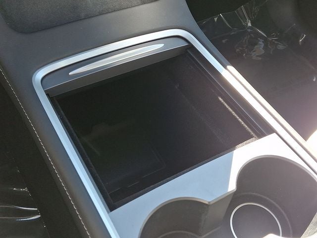 2024 Tesla Model Y Performance