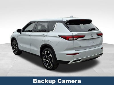 2024 Mitsubishi Outlander SE