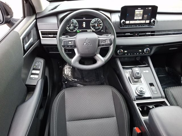 2024 Mitsubishi Outlander PHEV ES