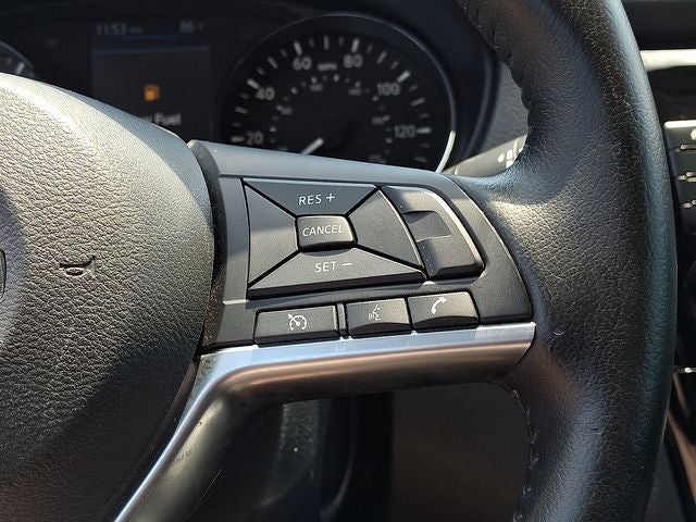 2022 Nissan Rogue Sport SV