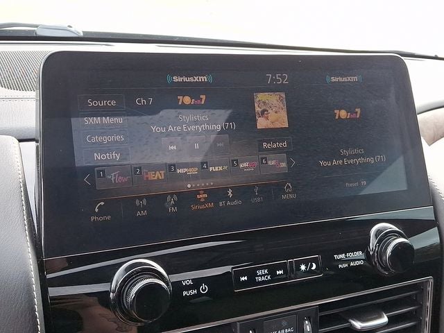 2024 INFINITI QX80 Premium Select