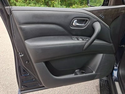 2024 INFINITI QX80 LUXE