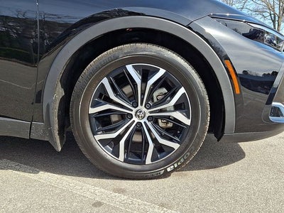 2023 Toyota Crown XLE