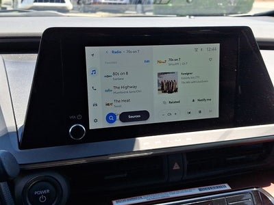 2024 Toyota Prius Prime SE