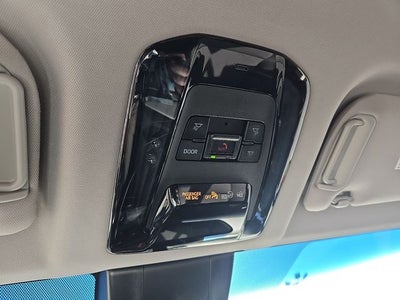 2023 Toyota Venza LE