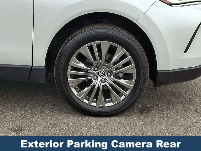 2024 Toyota Venza LE