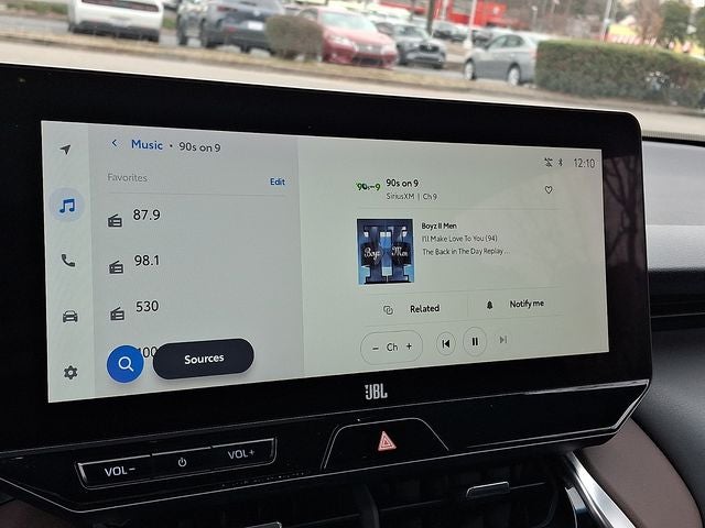 2024 Toyota Venza LE