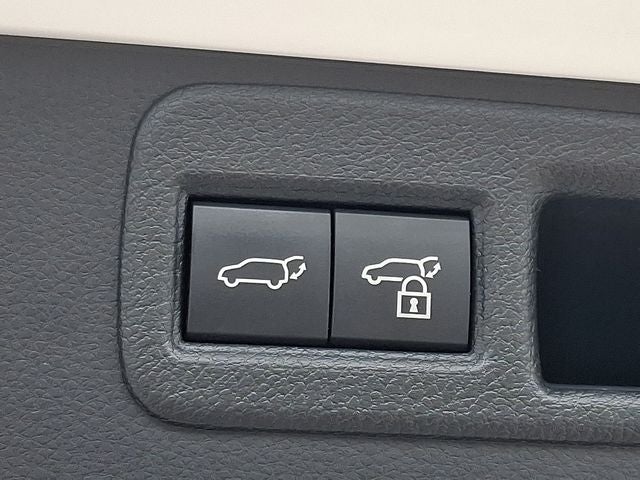 2024 Toyota Venza LE