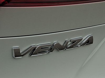 2024 Toyota Venza LE