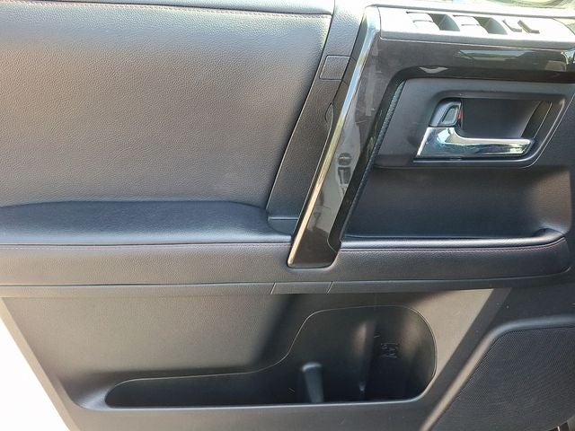 2024 Toyota 4Runner TRD Off-Road
