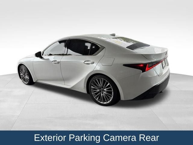 2023 Lexus IS 300