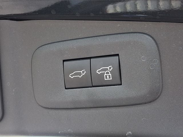 2023 Lexus RZ 450e Luxury