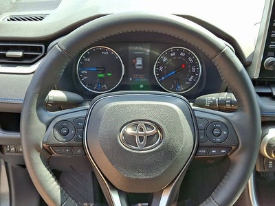 2022 Toyota RAV4 Hybrid SE