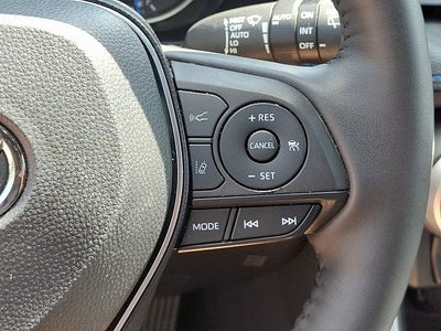 2022 Toyota RAV4 Hybrid SE