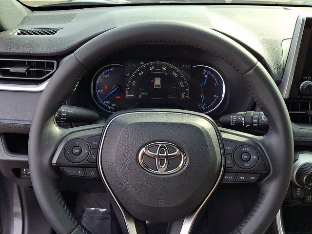 2023 Toyota RAV4 Hybrid SE