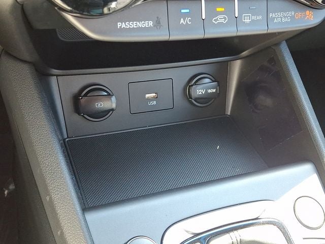 2023 Hyundai Kona SE