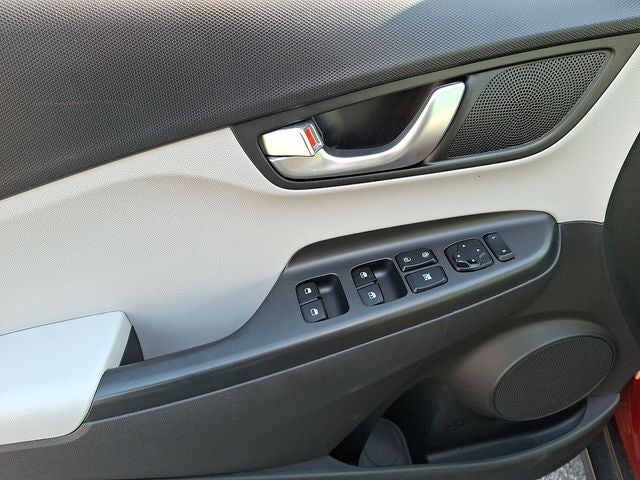 2023 Hyundai Kona Electric SEL