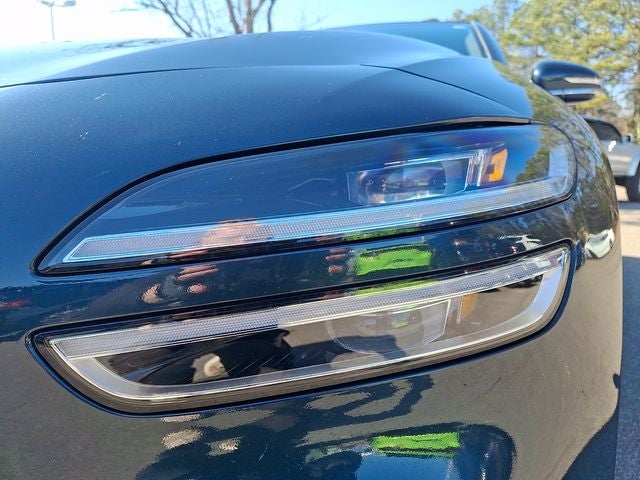 2022 Genesis G70 2.0T