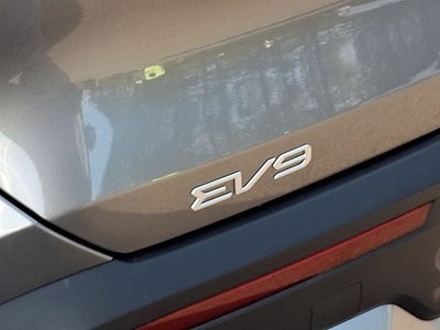2024 Kia EV9 Light