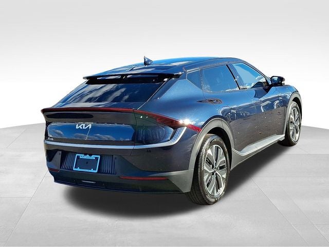 2022 Kia EV6 Light