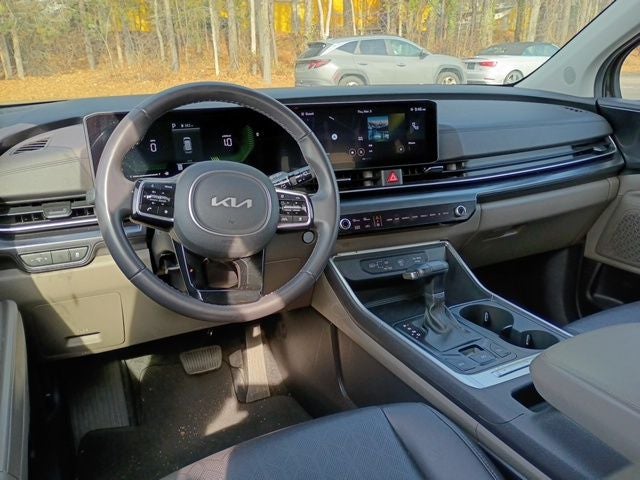 2025 Kia Carnival LXS