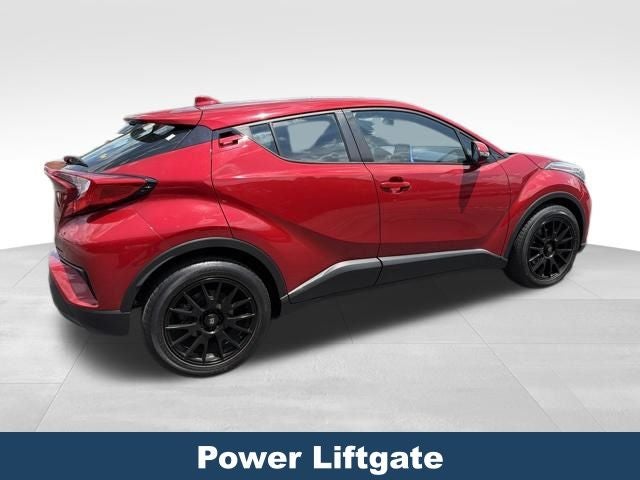 2022 Toyota C-HR XLE