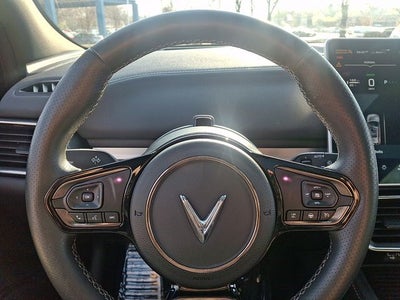 2023 VinFast VF 8 Plus