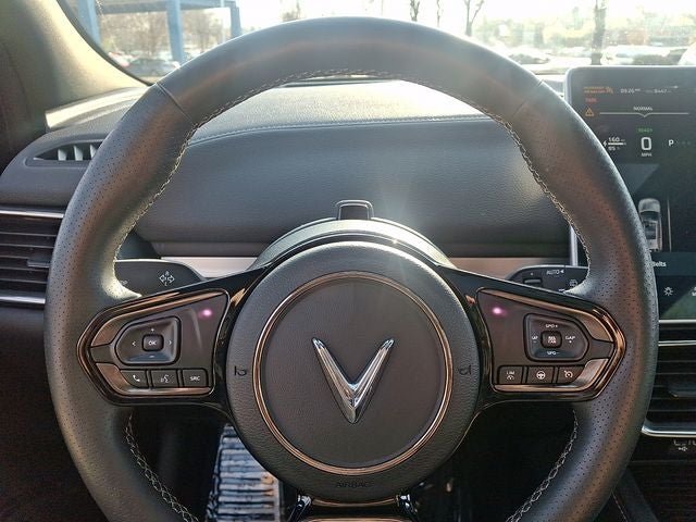 2023 VinFast VF 8 Plus