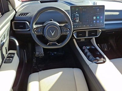 2023 VinFast VF 8 Plus