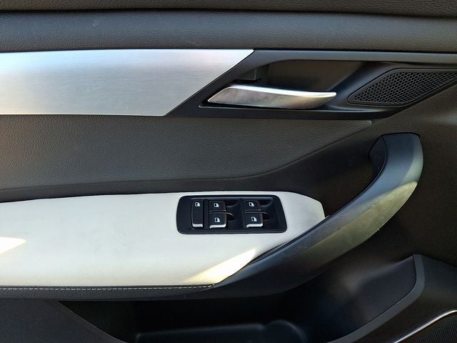 2023 VinFast VF 8 Plus