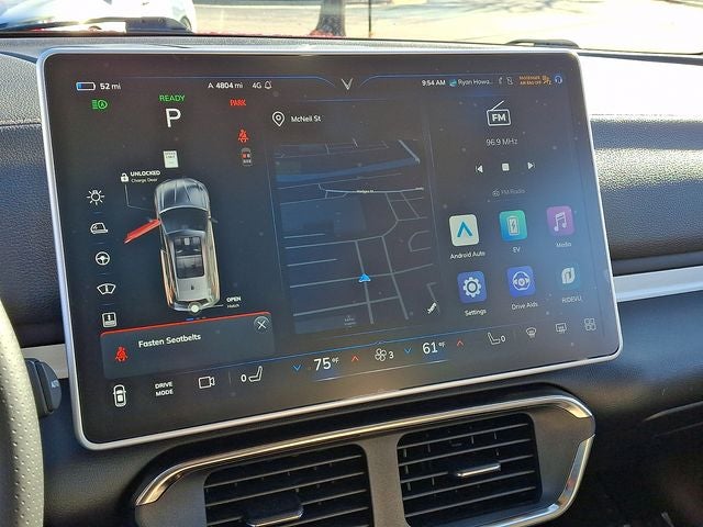 2023 VinFast VF 8 Plus