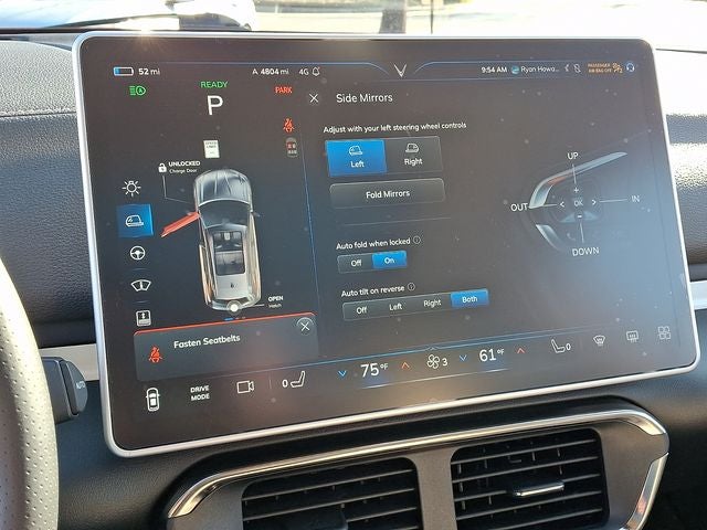 2023 VinFast VF 8 Plus