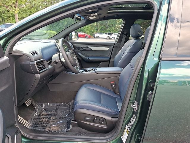 2023 VinFast VF 8 Plus