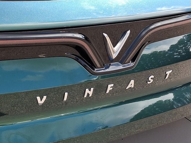 2023 VinFast VF 8 Plus