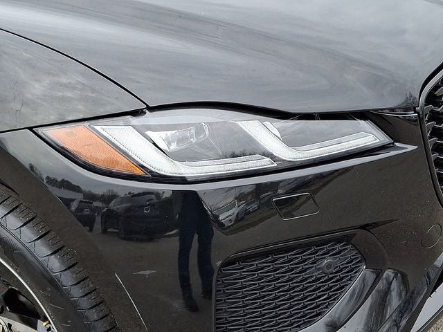 2024 Jaguar F-PACE P250 R-Dynamic S