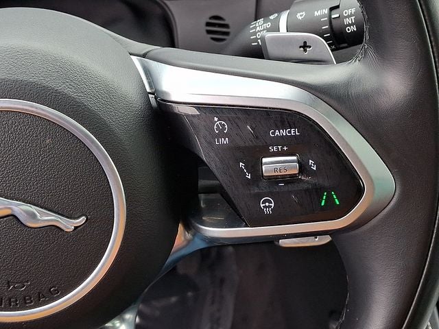 2024 Jaguar F-PACE P250 R-Dynamic S