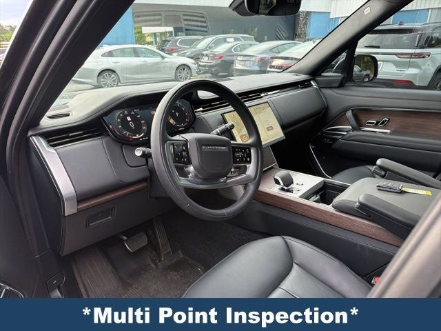 2025 Land Rover Range Rover SE