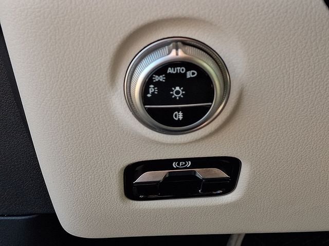 2025 Mercedes-Benz C-Class C 300 4MATIC®