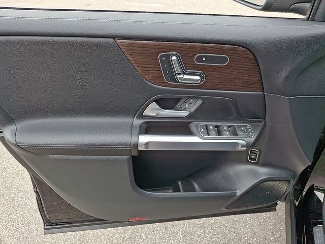 2025 Mercedes-Benz GLB GLB 250 4MATIC®