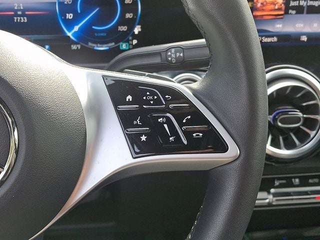 2025 Mercedes-Benz EQB 250+ Base
