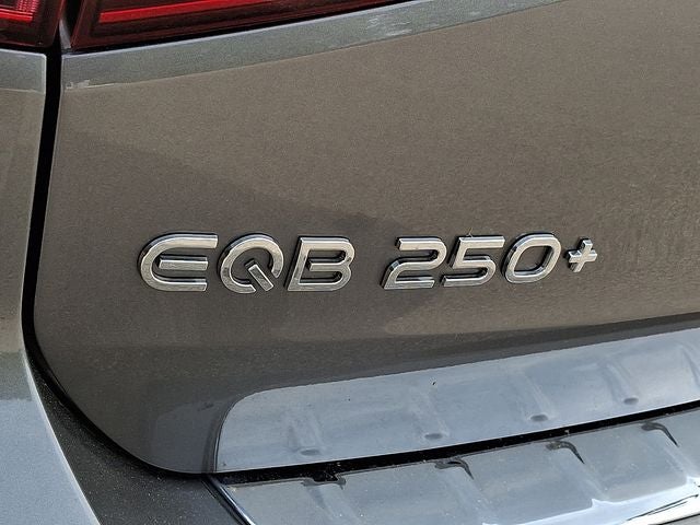 2025 Mercedes-Benz EQB 250+ Base