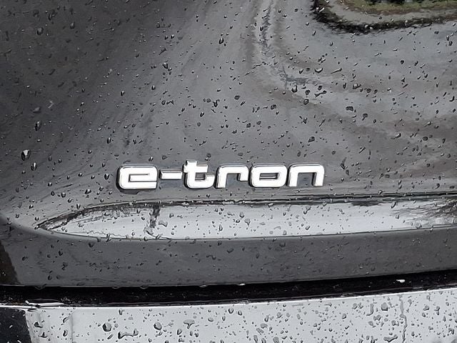 2021 Audi e-tron Premium quattro